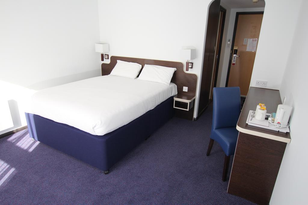 Отель Ramada Oxford Вотерсток Номер фото